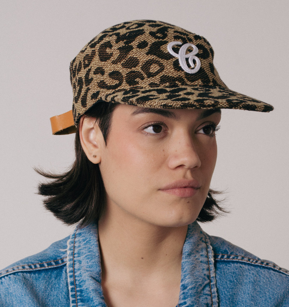 Boné Animal Print Onça - Aba Plana